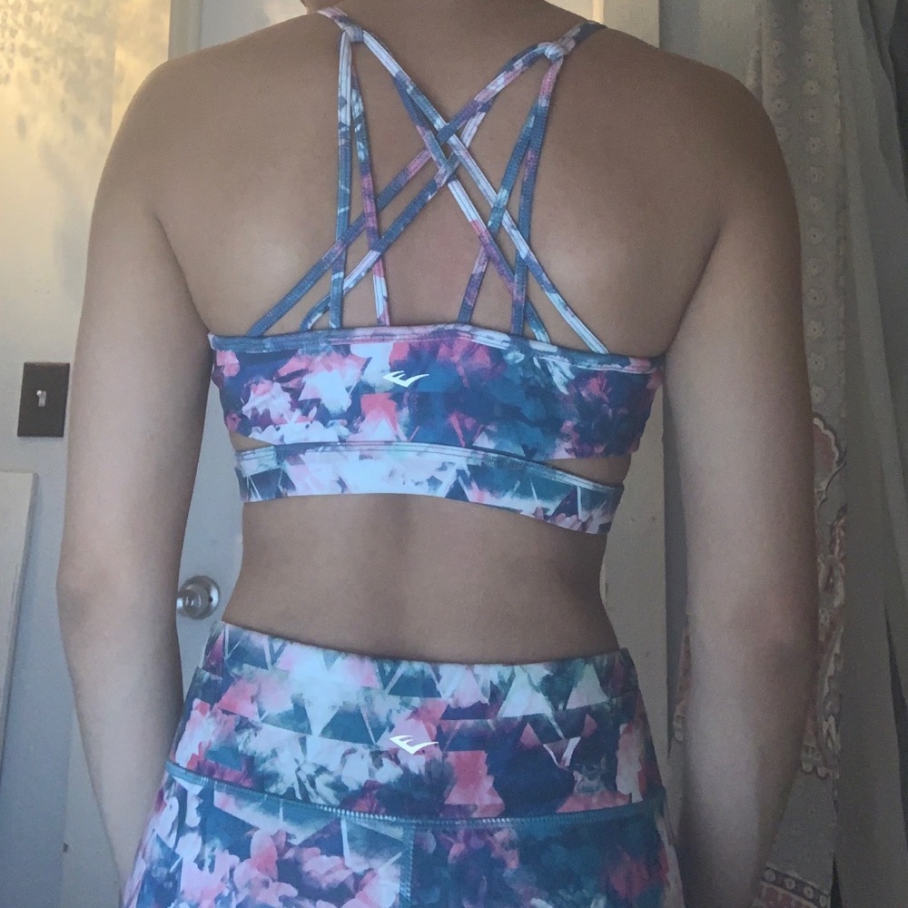 Sports bra and legging active wear